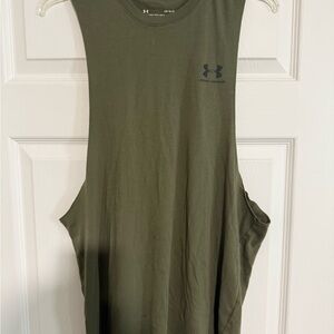 Under Armour Dark Green Sleeveless Top